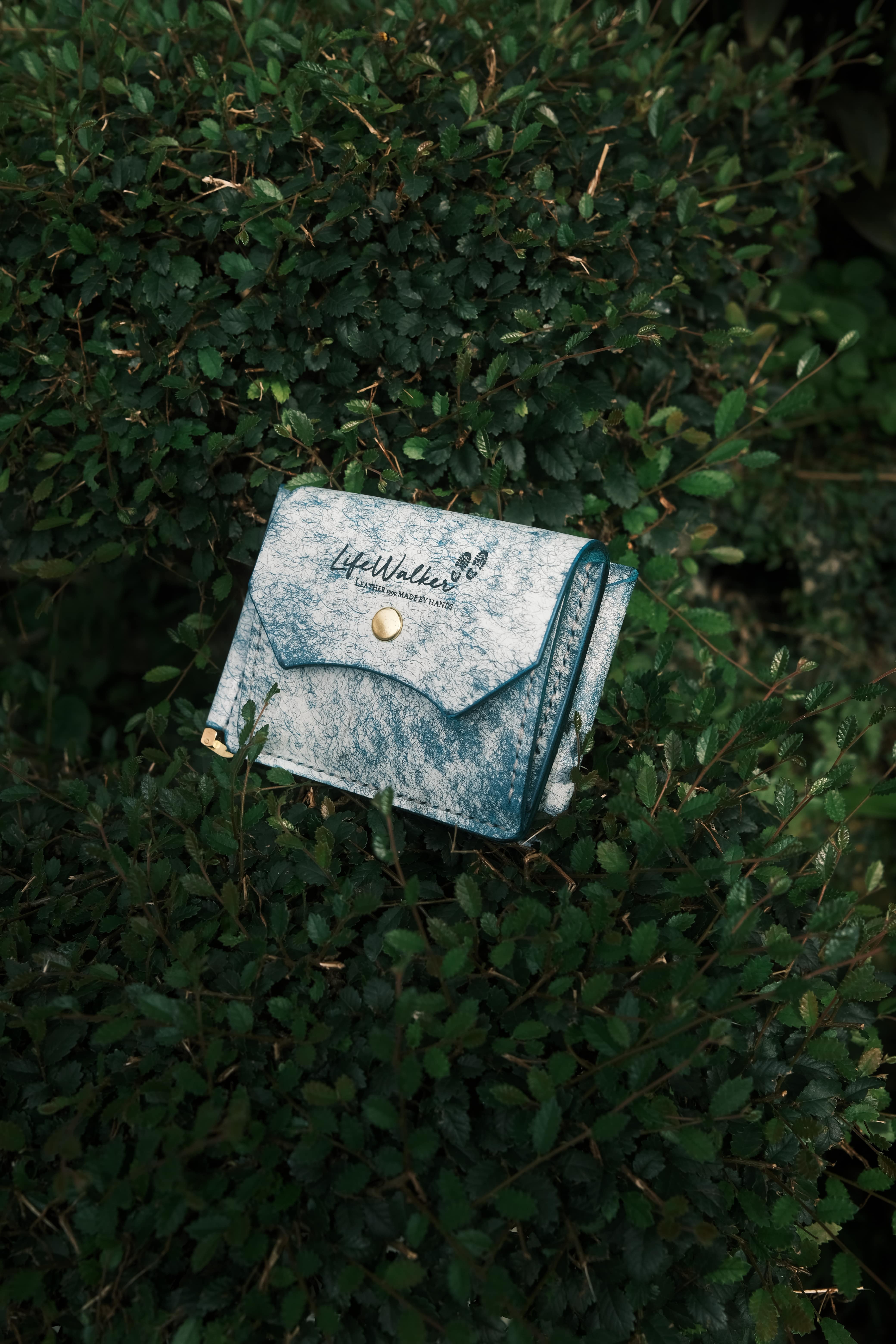 money clip wallet - White wave